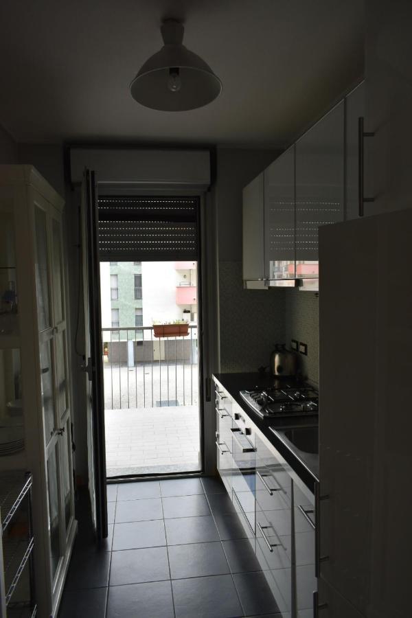 Apartamento House Promenade Santa Giulia Milán Exterior foto